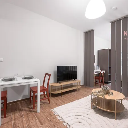 Patron, Nilie Hospitality Mgmt * Soluň