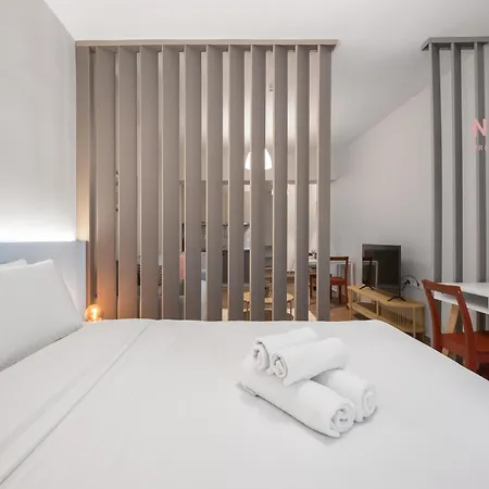 Patron, Nilie Hospitality Mgmt *