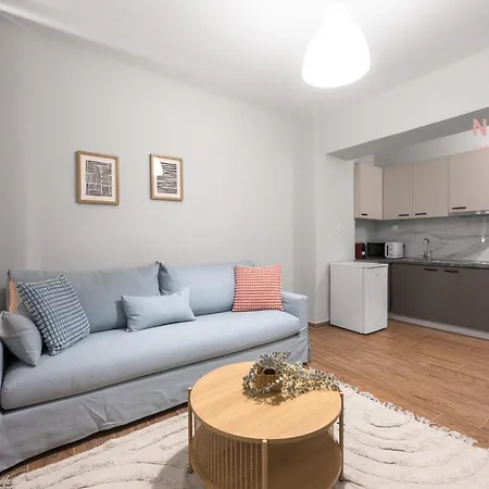 Patron, Nilie Hospitality Mgmt Soluň