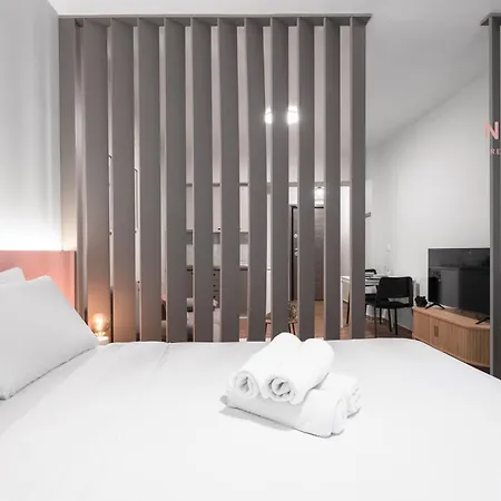 Patron, Nilie Hospitality Mgmt *