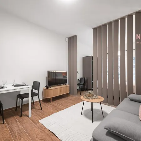 Patron, Nilie Hospitality Mgmt Soluň