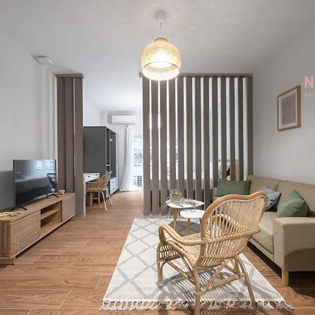 Patron, Nilie Hospitality Mgmt * Soluň