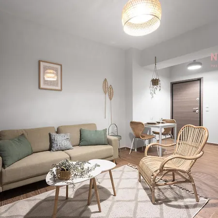 Patron, Nilie Hospitality Mgmt Apartmán