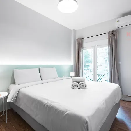 Patron, Nilie Hospitality Mgmt Apartmán